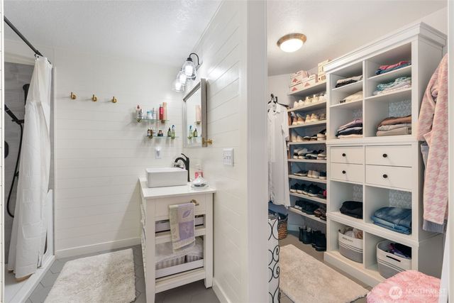 1520 Mapleridge Drive NE, Olympia, WA 98506