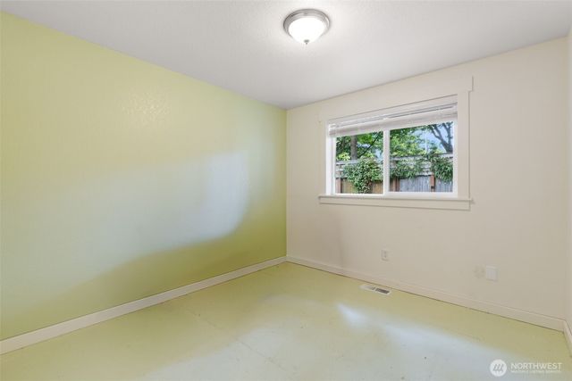 1520 Mapleridge Drive NE, Olympia, WA 98506