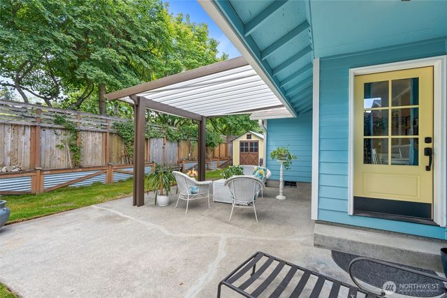 1520 Mapleridge Drive NE, Olympia, WA 98506
