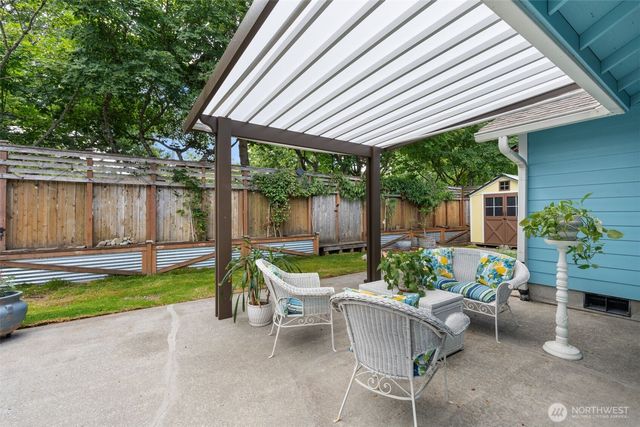 1520 Mapleridge Drive NE, Olympia, WA 98506