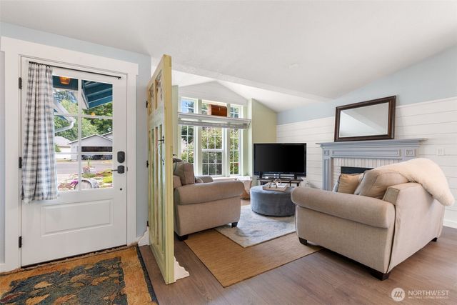 1520 Mapleridge Drive NE, Olympia, WA 98506
