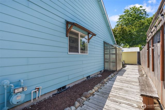 1520 Mapleridge Drive NE, Olympia, WA 98506
