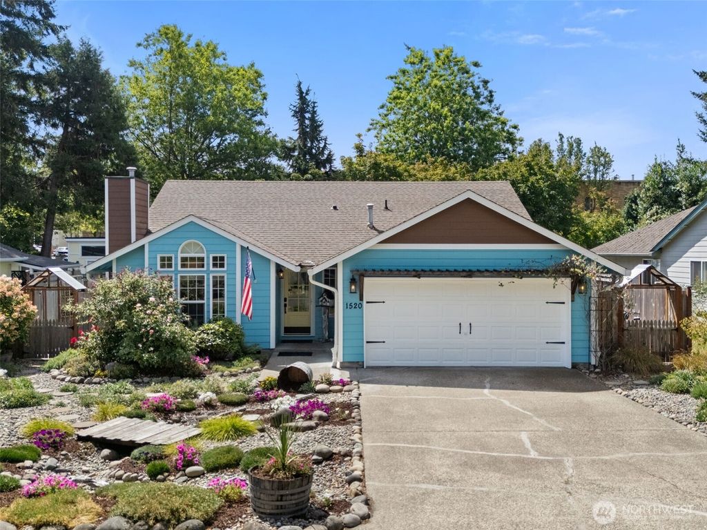 1520 Mapleridge Drive NE, Olympia, WA 98506