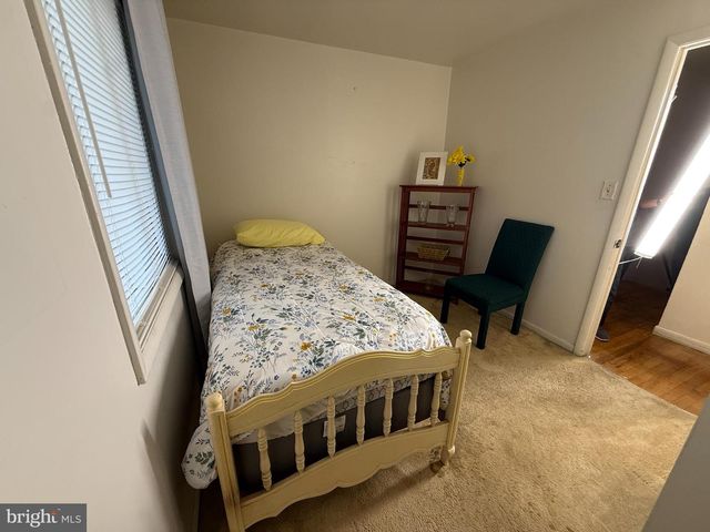 1411 FERNHILL CT, District Heights, MD 20747