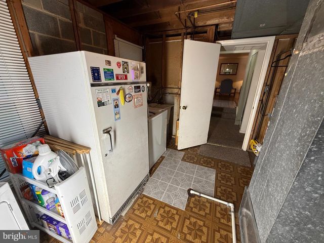 1411 FERNHILL CT, District Heights, MD 20747