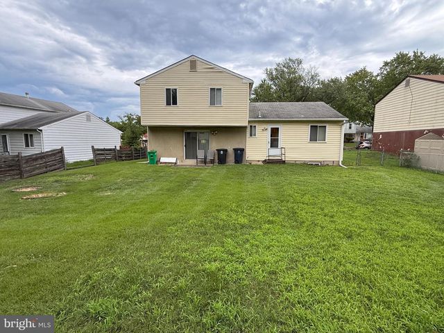1411 FERNHILL CT, District Heights, MD 20747