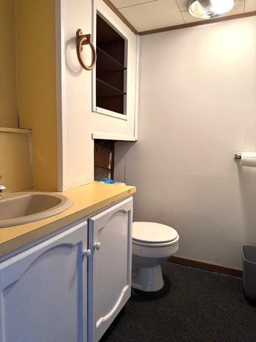 209 8th Ave SE, Minot, ND 58701