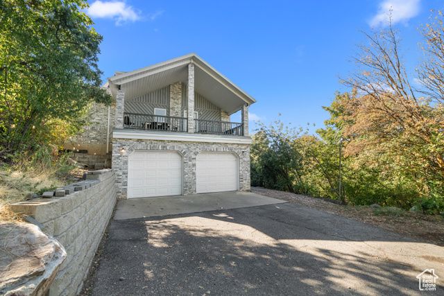 6124 OSMOND DR, South Ogden, UT 84403