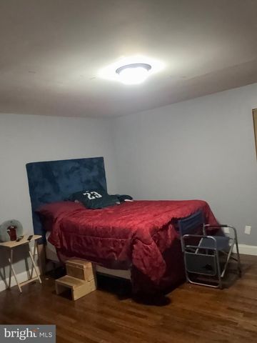 5 REGAL CT, Newark, DE 19713