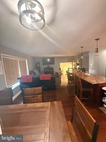 5 REGAL CT, Newark, DE 19713