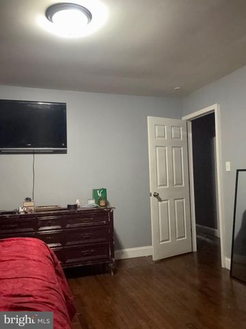 5 REGAL CT, Newark, DE 19713