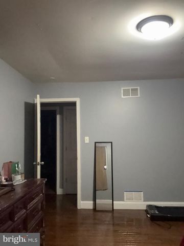 5 REGAL CT, Newark, DE 19713