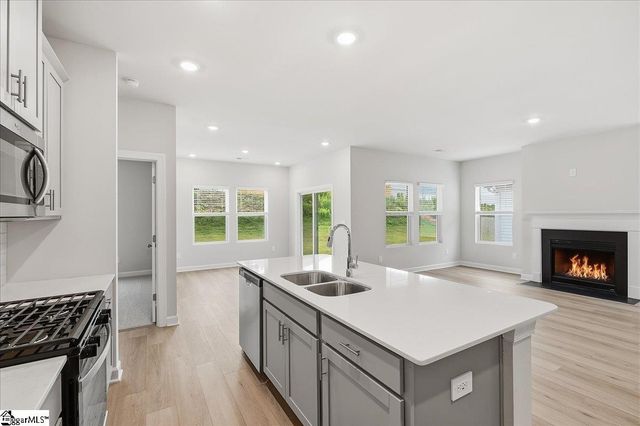 705 Parry Court, Woodruff, SC 29388