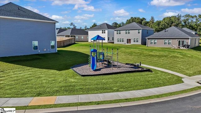 705 Parry Court, Woodruff, SC 29388