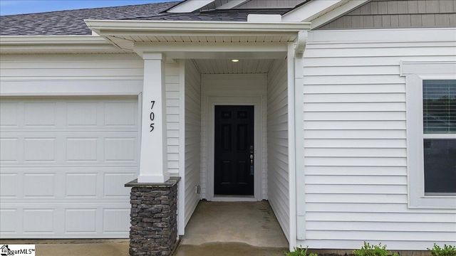 705 Parry Court, Woodruff, SC 29388