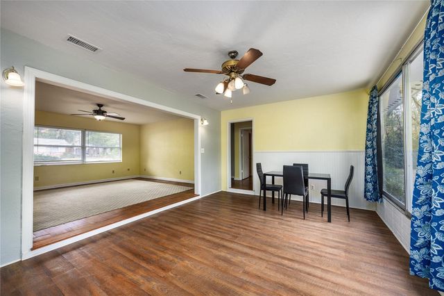 2609 NW 10TH AVENUE, Gainesville, FL 32605