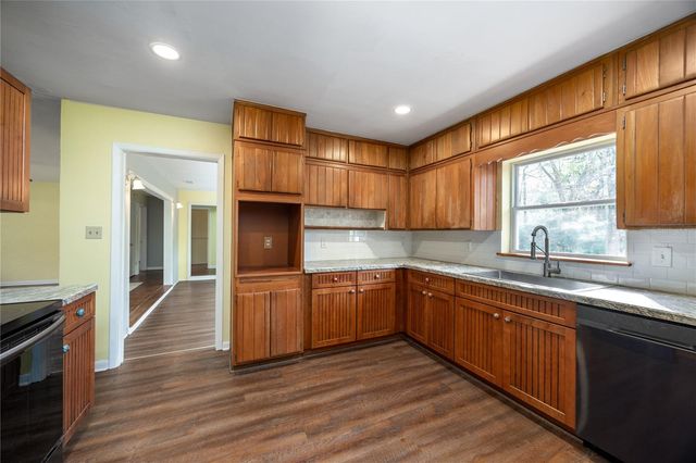 2609 NW 10TH AVENUE, Gainesville, FL 32605