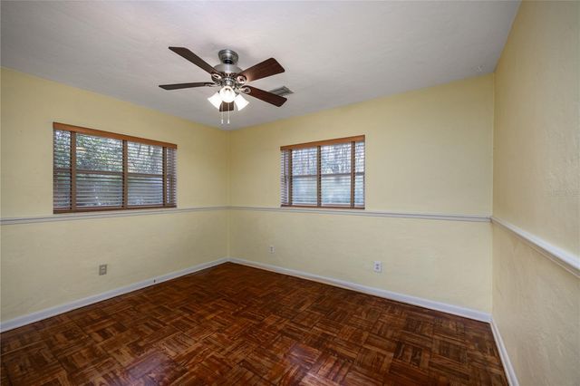 2609 NW 10TH AVENUE, Gainesville, FL 32605