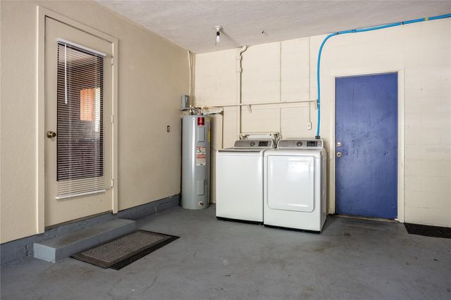 2609 NW 10TH AVENUE, Gainesville, FL 32605