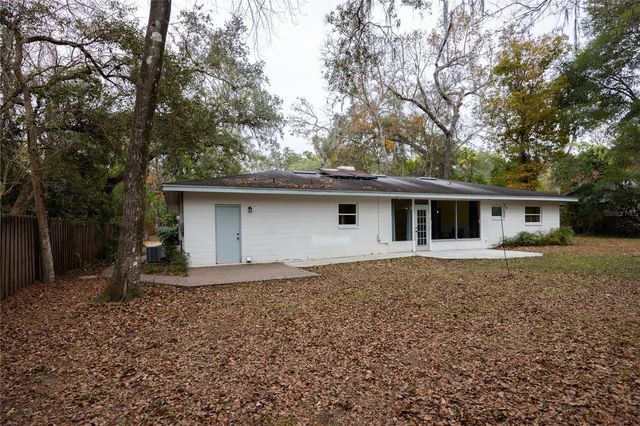 2609 NW 10TH AVENUE, Gainesville, FL 32605