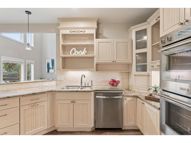 4883 Valkyrie Dr, Boulder, CO 80301