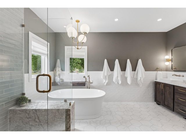 4883 Valkyrie Dr, Boulder, CO 80301