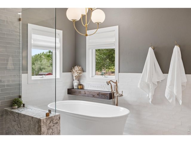 4883 Valkyrie Dr, Boulder, CO 80301