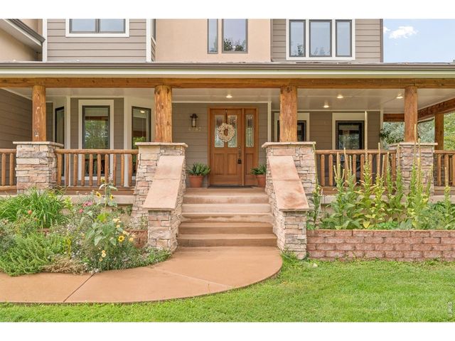 4883 Valkyrie Dr, Boulder, CO 80301