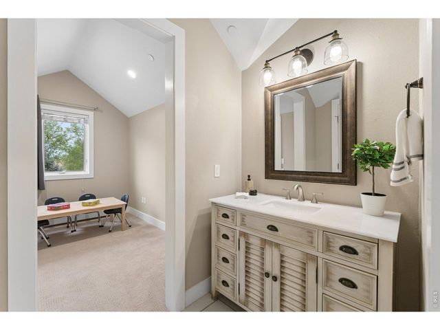 4883 Valkyrie Dr, Boulder, CO 80301
