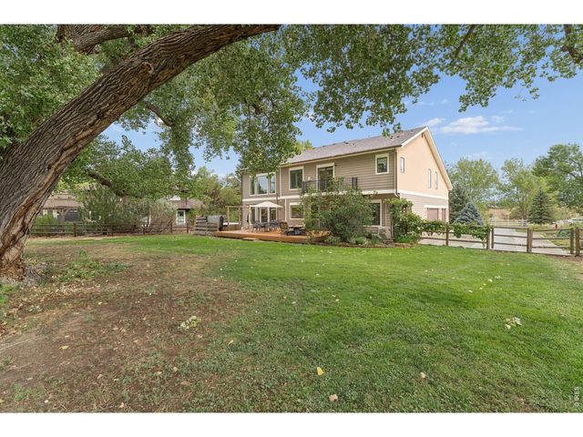 4883 Valkyrie Dr, Boulder, CO 80301