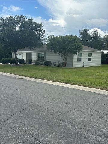 716 TRUMAN AVENUE, Lady Lake, FL 32159