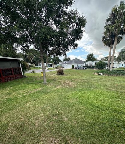 716 TRUMAN AVENUE, Lady Lake, FL 32159