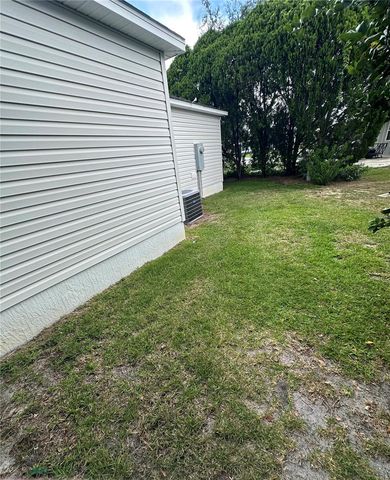 716 TRUMAN AVENUE, Lady Lake, FL 32159