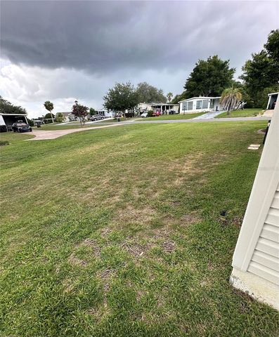 716 TRUMAN AVENUE, Lady Lake, FL 32159