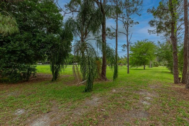 16639 Hollow Tree Lane, Wellington, FL 33470