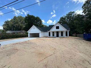 802 Veterans Road, Columbia, SC 29209