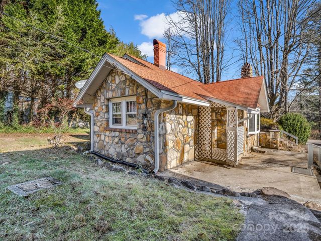 506 Bonner Street, Hendersonville, NC 28739