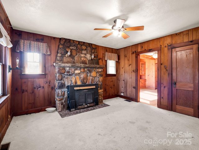 506 Bonner Street, Hendersonville, NC 28739