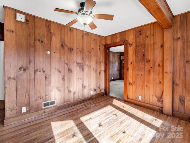 506 Bonner Street, Hendersonville, NC 28739