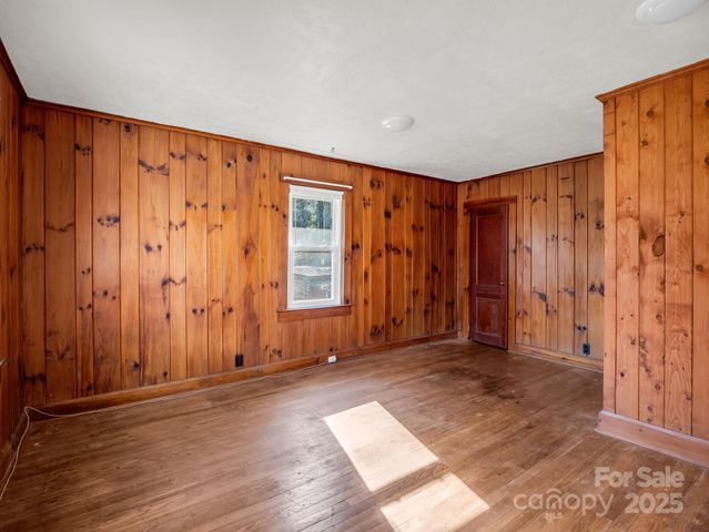 506 Bonner Street, Hendersonville, NC 28739