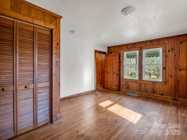 506 Bonner Street, Hendersonville, NC 28739