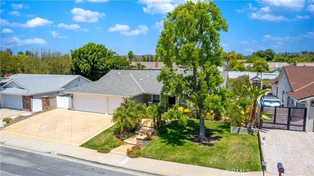 2934 Globe Avenue, Thousand Oaks, CA 91360