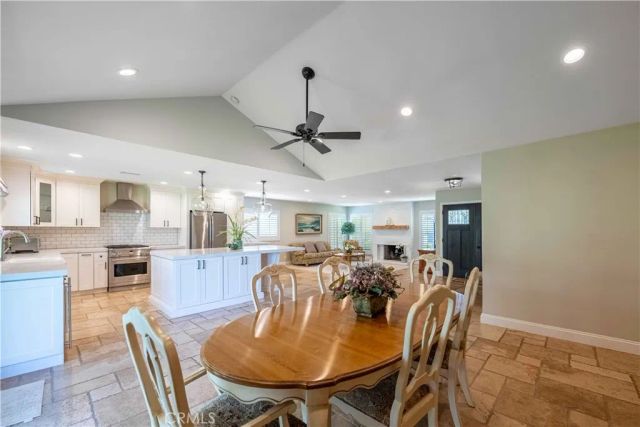 2934 Globe Avenue, Thousand Oaks, CA 91360