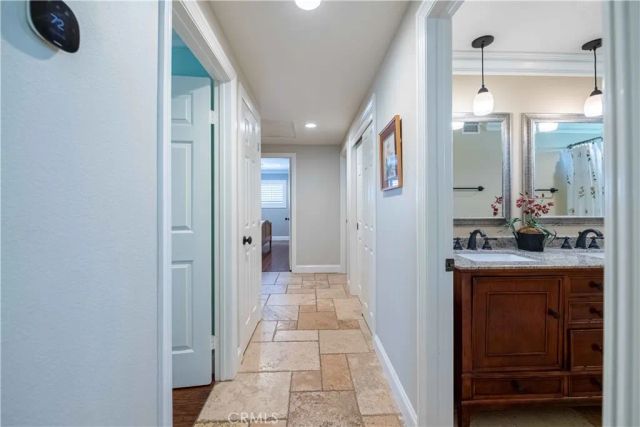 2934 Globe Avenue, Thousand Oaks, CA 91360