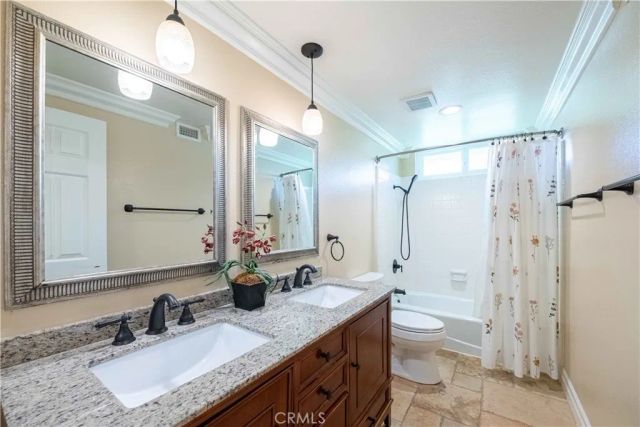 2934 Globe Avenue, Thousand Oaks, CA 91360