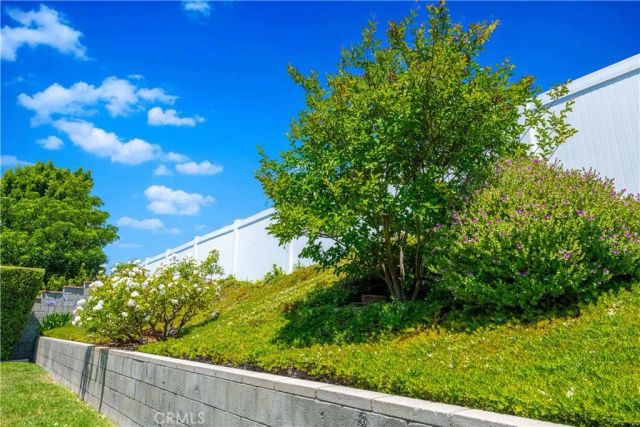 2934 Globe Avenue, Thousand Oaks, CA 91360