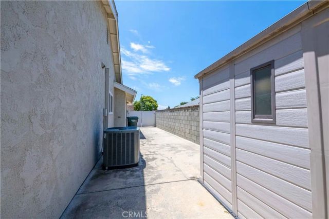 2934 Globe Avenue, Thousand Oaks, CA 91360