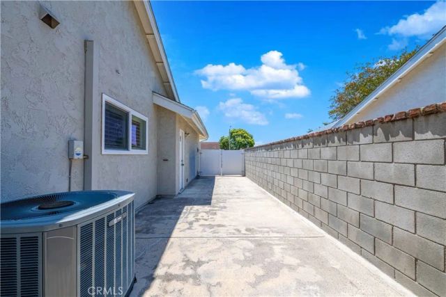 2934 Globe Avenue, Thousand Oaks, CA 91360
