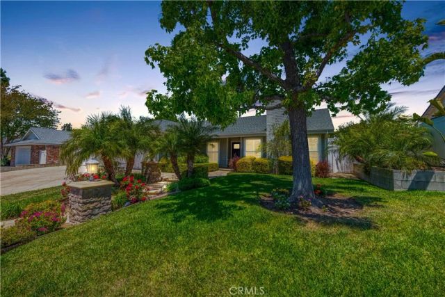 2934 Globe Avenue, Thousand Oaks, CA 91360