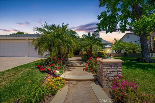 2934 Globe Avenue, Thousand Oaks, CA 91360